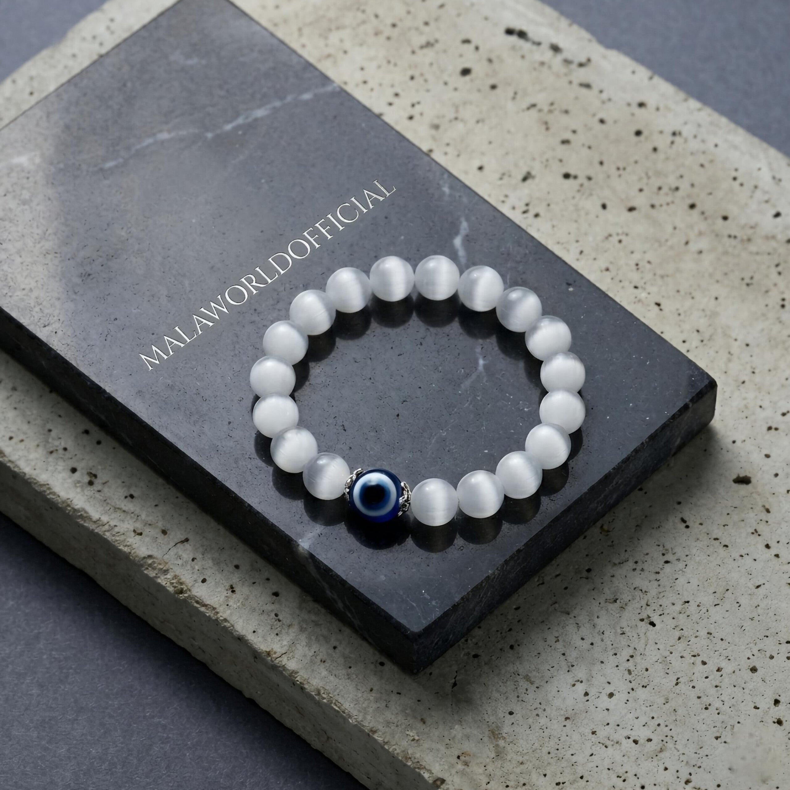 Evil Eye Bracelet – Traditional Nazar Bead & Minimalist Accessory